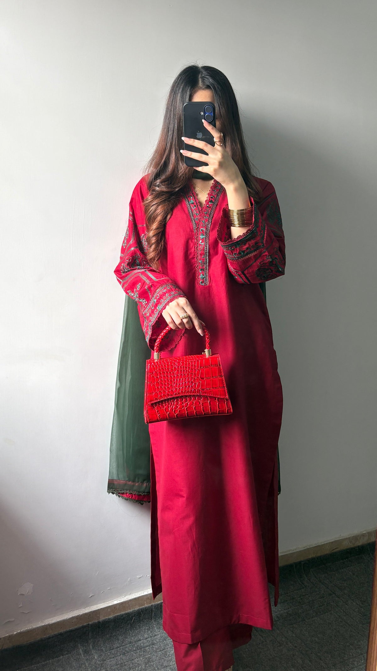 Crimson Allure 3PC Stitched