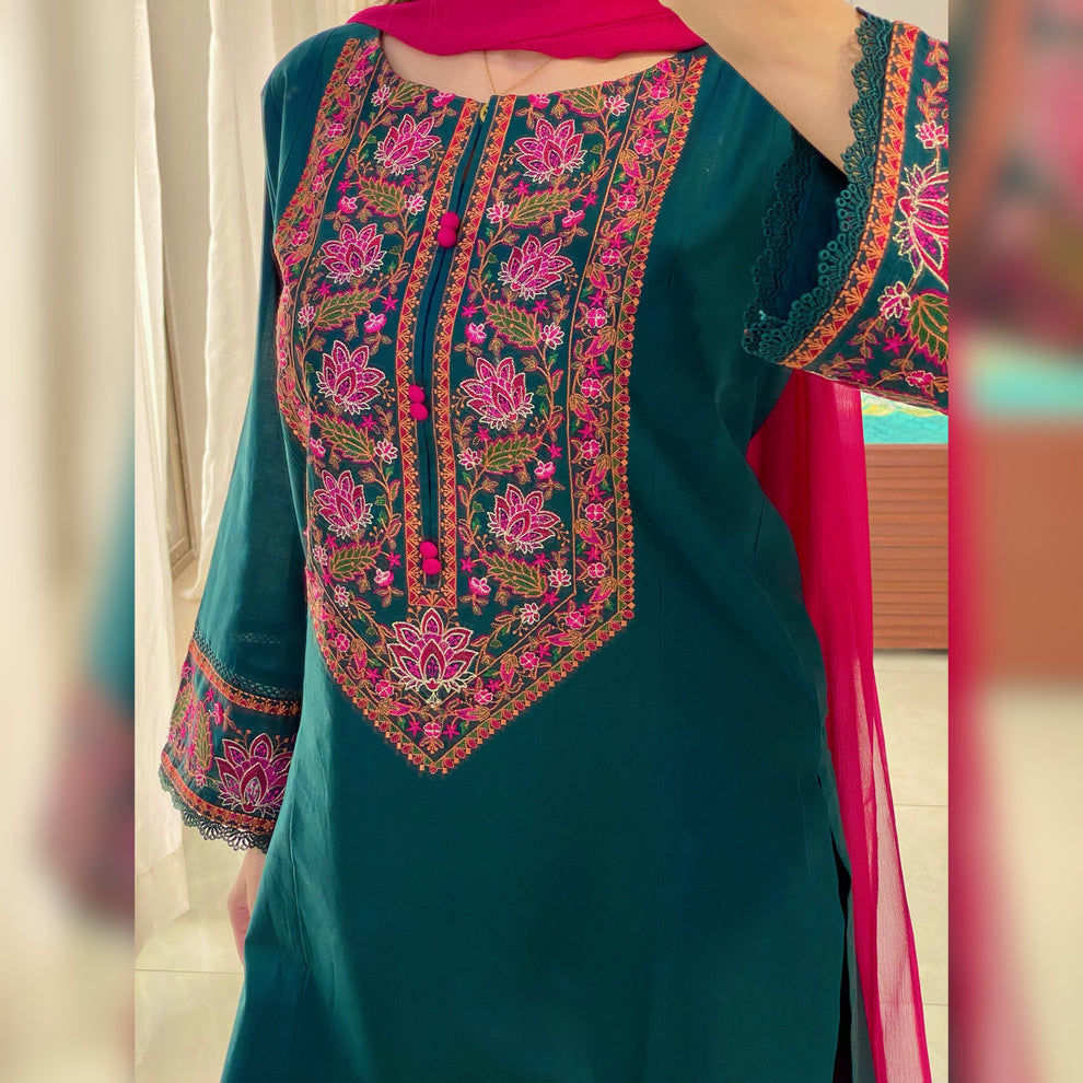 Teal Green 3PC Stitched