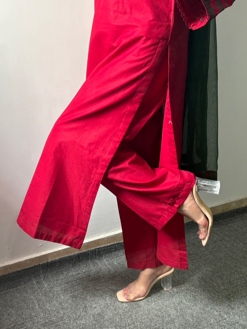 Crimson Allure 3PC Stitched