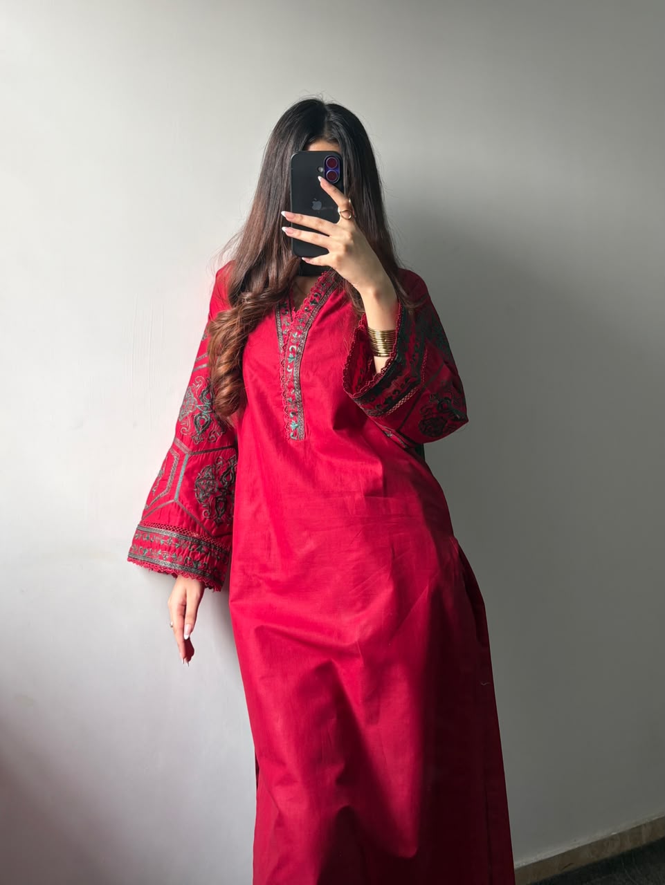 Crimson Allure 3PC Stitched
