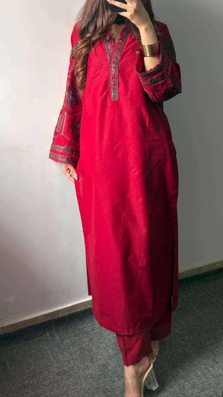 Crimson Allure 3PC Stitched