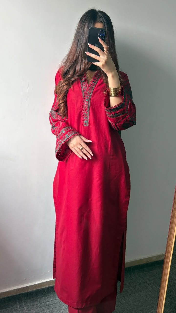 Crimson Allure 3PC Stitched