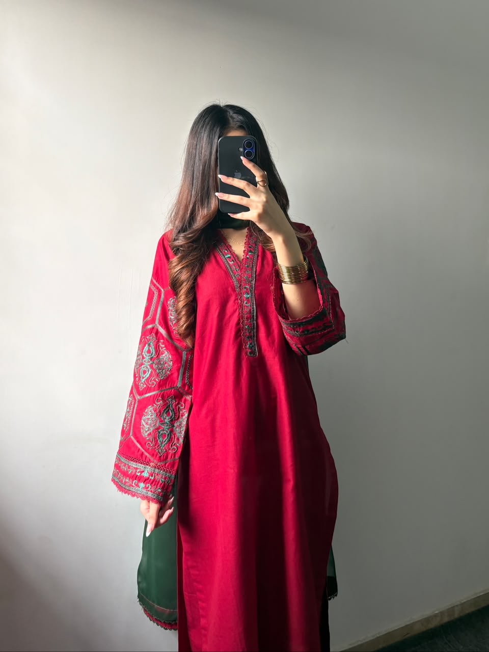 Crimson Allure 3PC Stitched