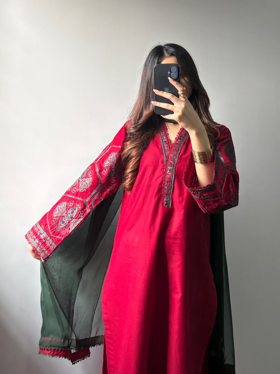 Crimson Allure 3PC Stitched